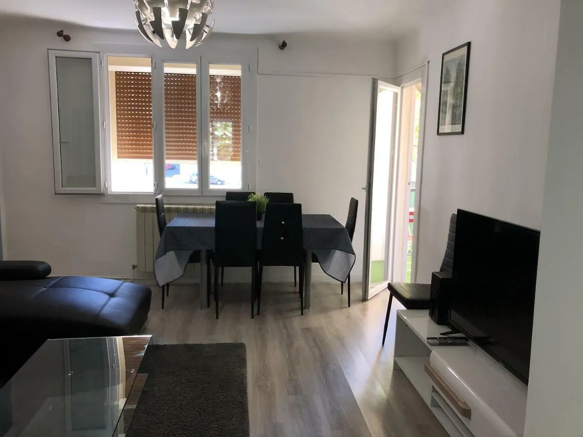 Jolie Chambre Privee Marseille 9E