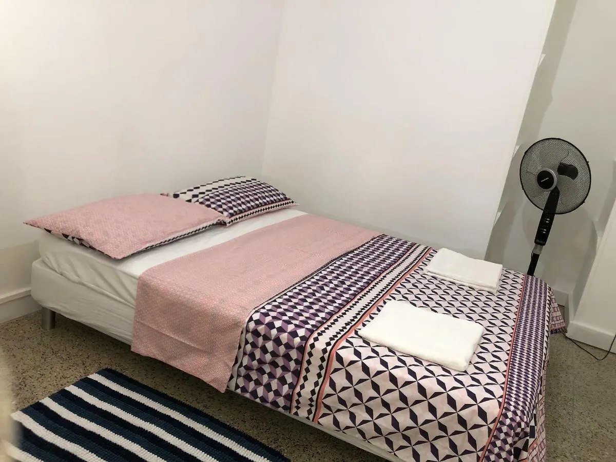 Jolie Chambre Privee Marseille 9E 0*,  Frankrike