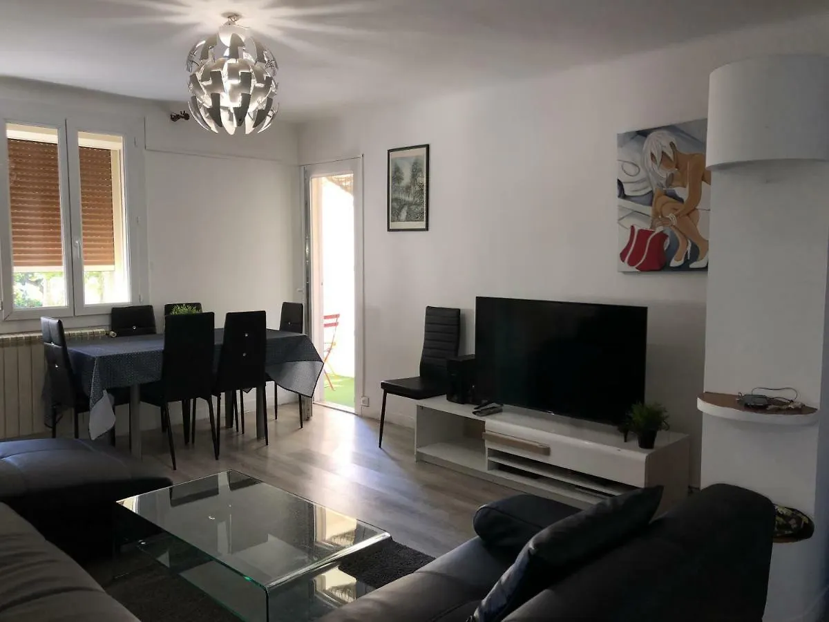 Pansiyon Jolie Chambre Privee Marseille 9E Fransa