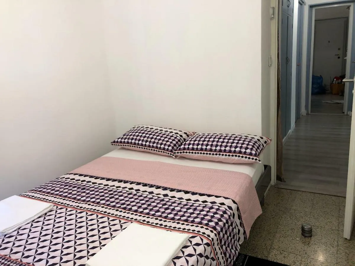 Pansiyon Jolie Chambre Privee Marseille 9E Fransa